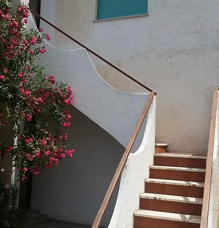 Casa Degli Oleandri * Santa Caterina Di Pittinuri (Sardinia)